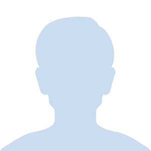 受付の男性