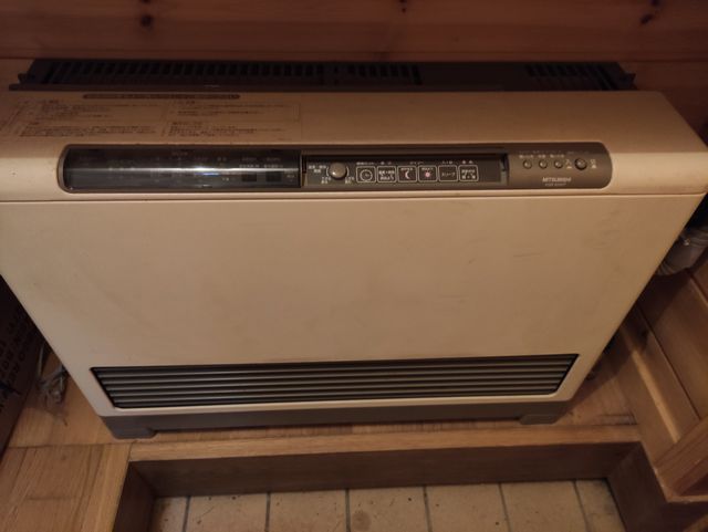 備付のガスヒーター